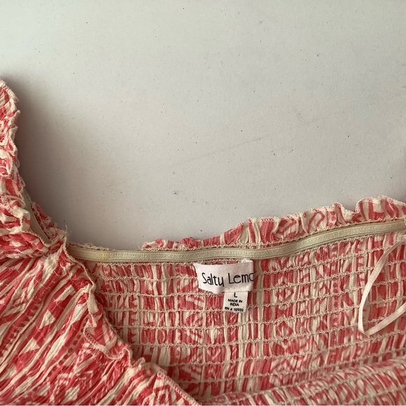 Chic Off-Shoulder Patterned Midi Dress - Picture 6 of 6